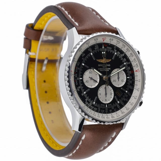 Breitling Navitimer 01 AB0129 Image 2